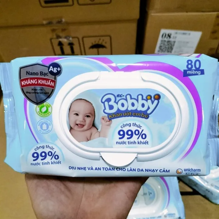 khăn ướt bobby